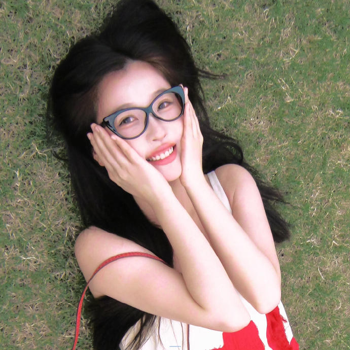 虞书欣美女头像，时尚小达人